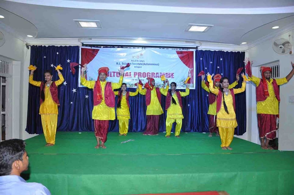 KLE Society's Raja Lakhamagouda Science Institute Belagavi Events photo 3